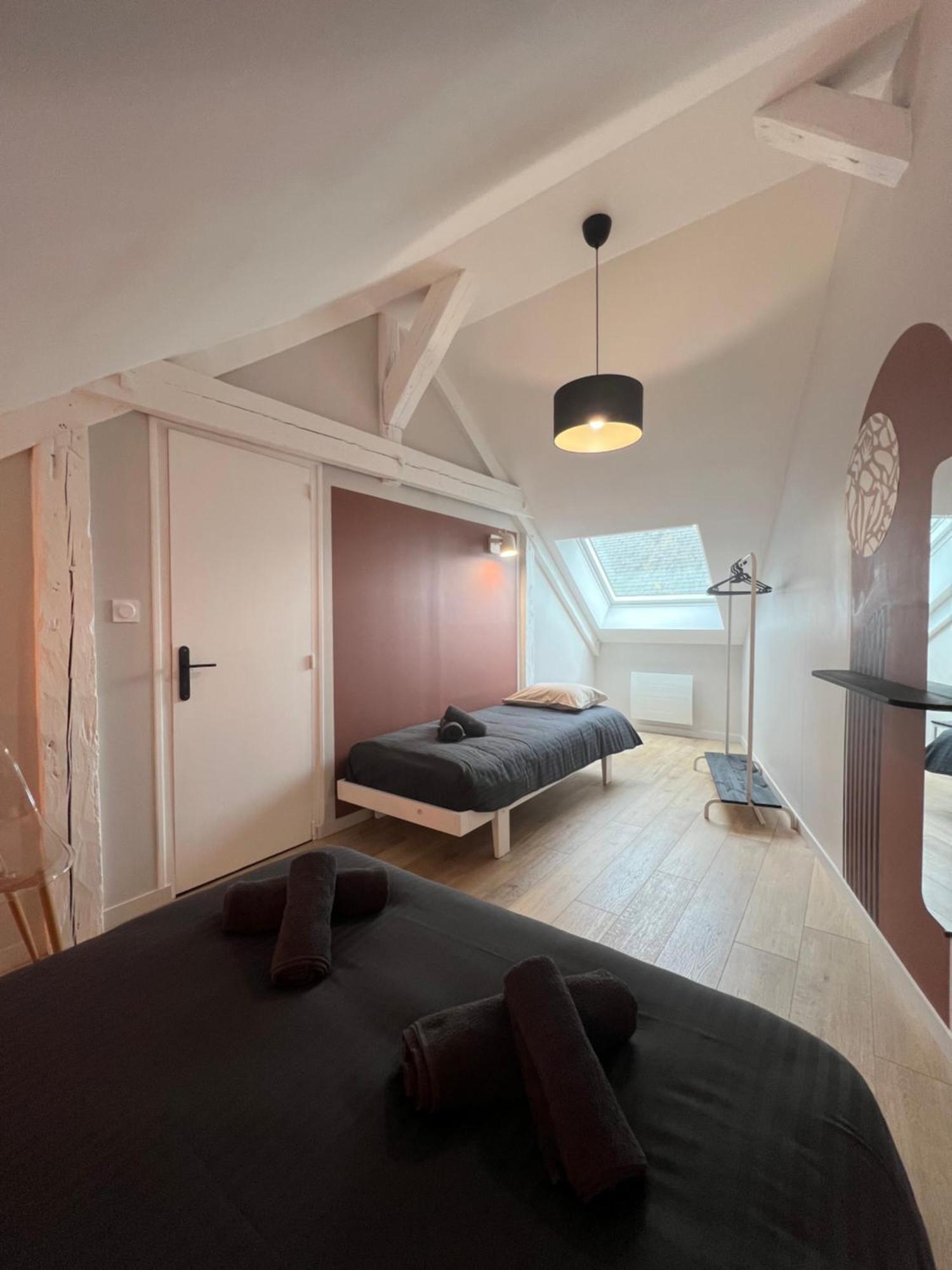 Appartement Spacieux Et Lumineux Proche Du Centre Historique Dol-de-Bretagne Esterno foto